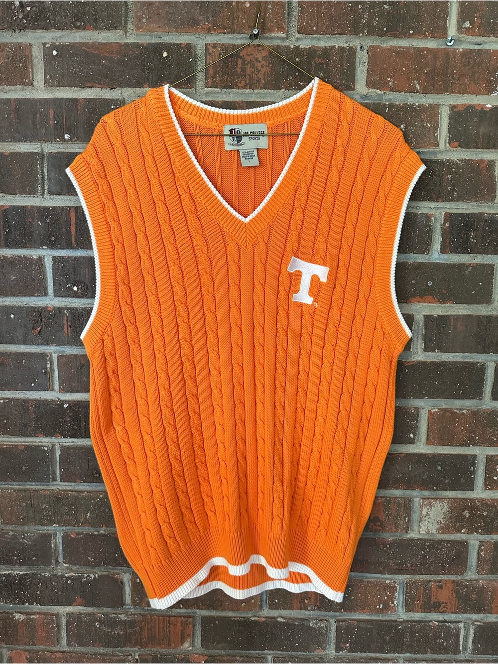 Vintage 1990s Joe College Tennessee Volunteers Cable Knit V-Neck Sweater Vest